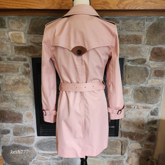 SOLD! Pink coach jacket - Picture 6 of 7